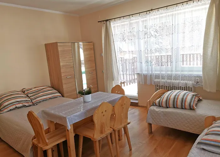 Senator ホームステイ ザコパネ